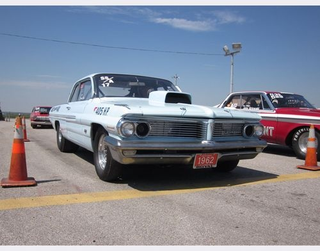 Illustration for article titled Vintage Drag Racing at Mid-America Motorplex